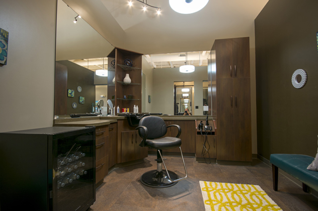 Personalized salon space for owners
